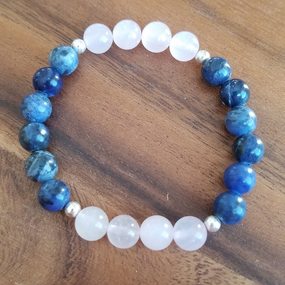 SOLD Blue Sodalite & Rose Quartz Bead Bracelet - Picture 7 of 11
